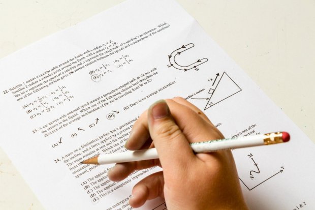PŘIJÍMACÍ ŘÍZENÍ NA SŠ A GYMNÁZIA VE ŠKOLNÍM ROCE 2021/2022